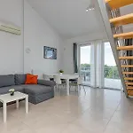 2 Bedroom Lovely In *