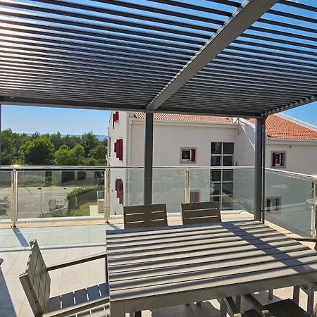 شقة 2 Bedroom Lovely In