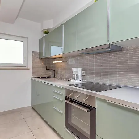 2 Bedroom Lovely In Apartman *